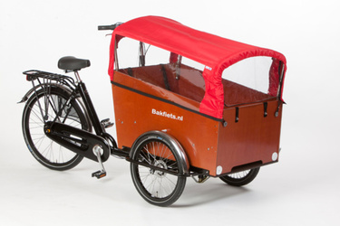 CargoTrike Breed met een rode huif